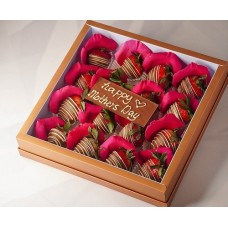STRAWBERRIES DIPPED IN CHOCOLATE